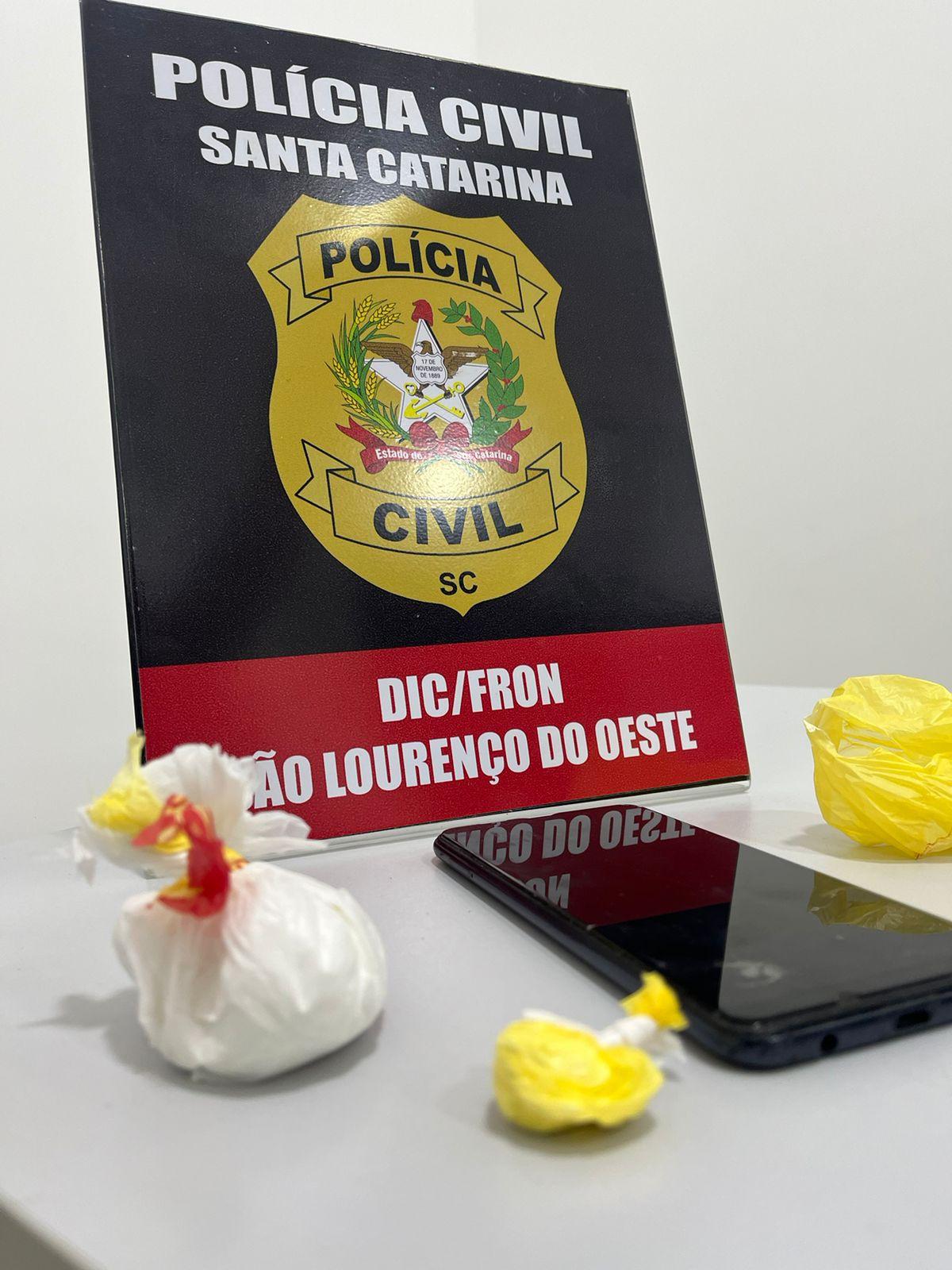 POLÍCIA CIVIL PRENDE HOMEM POR TRÁFICO DE DROGAS EM SÃO LOURENÇO DO OESTE/SC.