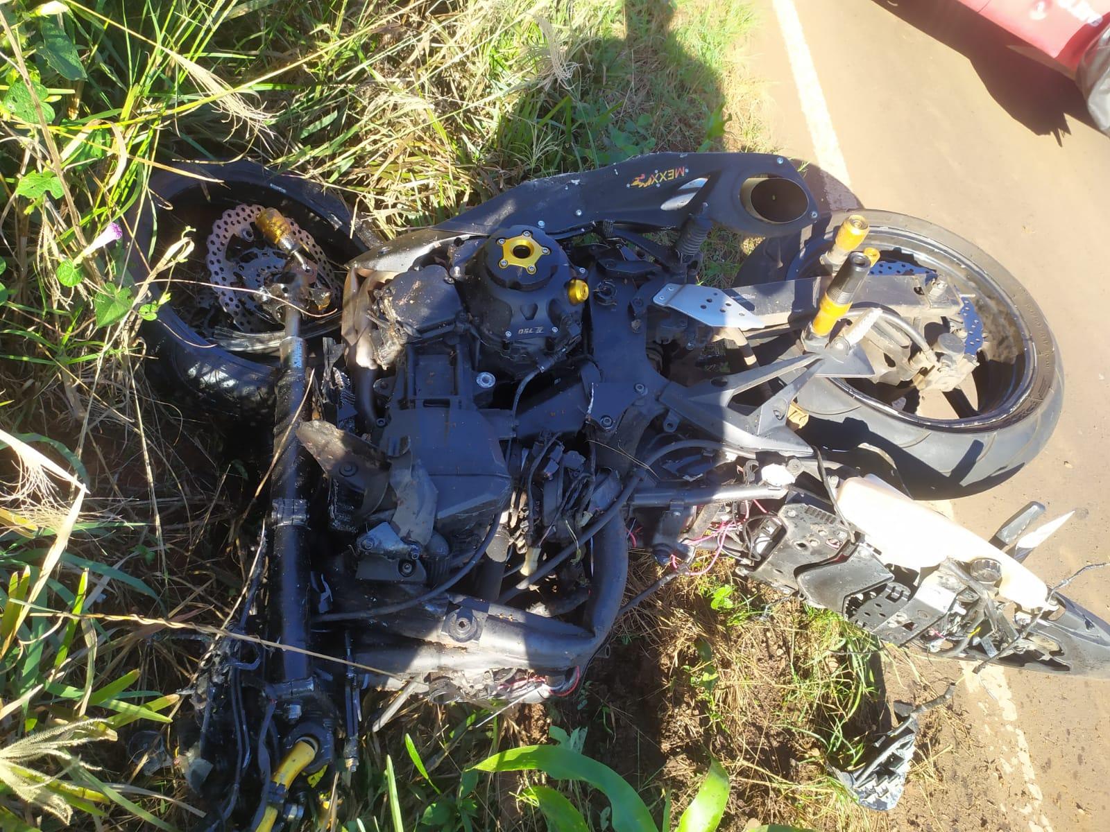 Motoqueiro perde a vida em acidente na SC-305 em Campo Erê/SC na tarde desta sexta-feira