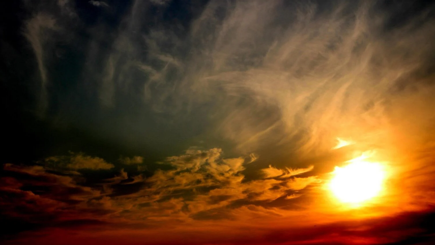 Onda de calor deixa termômetros 5°C acima da média nos próximos dias; confira onde