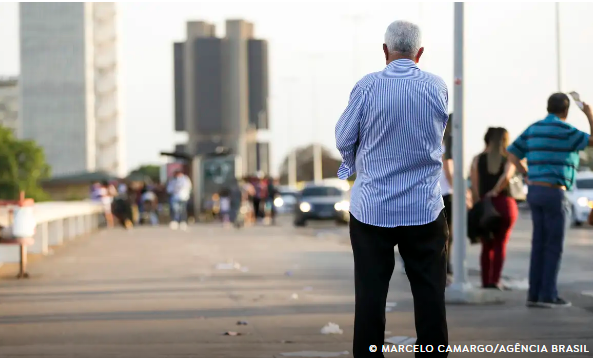 Anvisa aprova medicamento para retardar avanço do Alzheimer