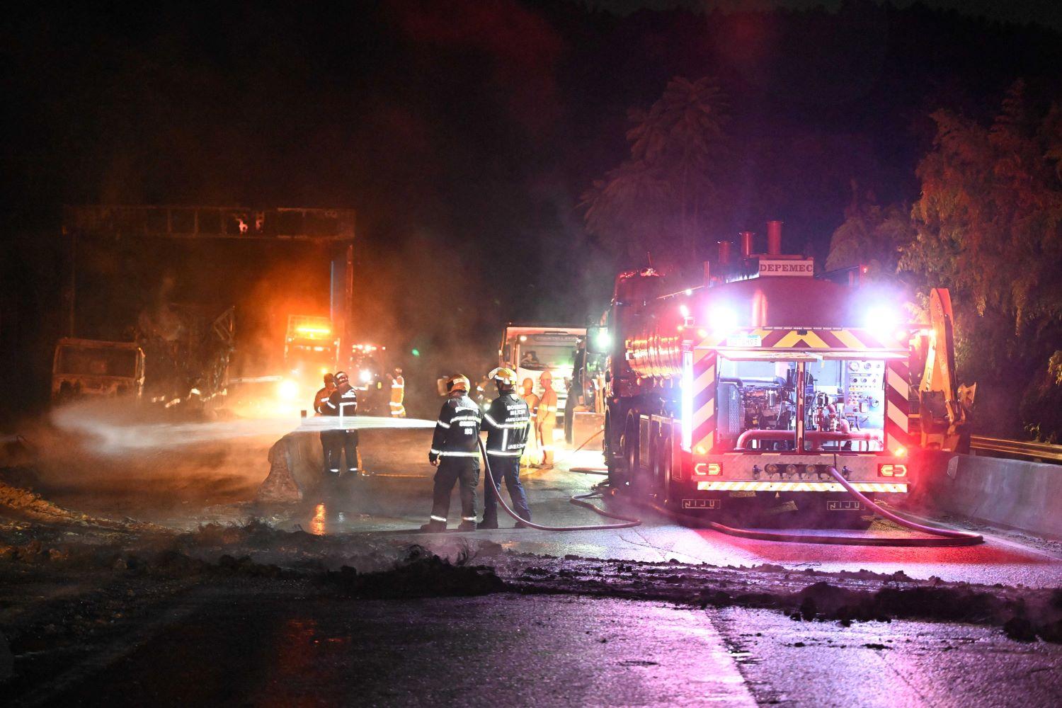 Com mais de 12 horas de trabalho ininterrupto, Bombeiros de SC controlam incêndio e garantem segurança na BR-101