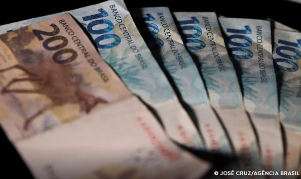 Entidades do setor produtivo criticam manutenção dos juros em 15%