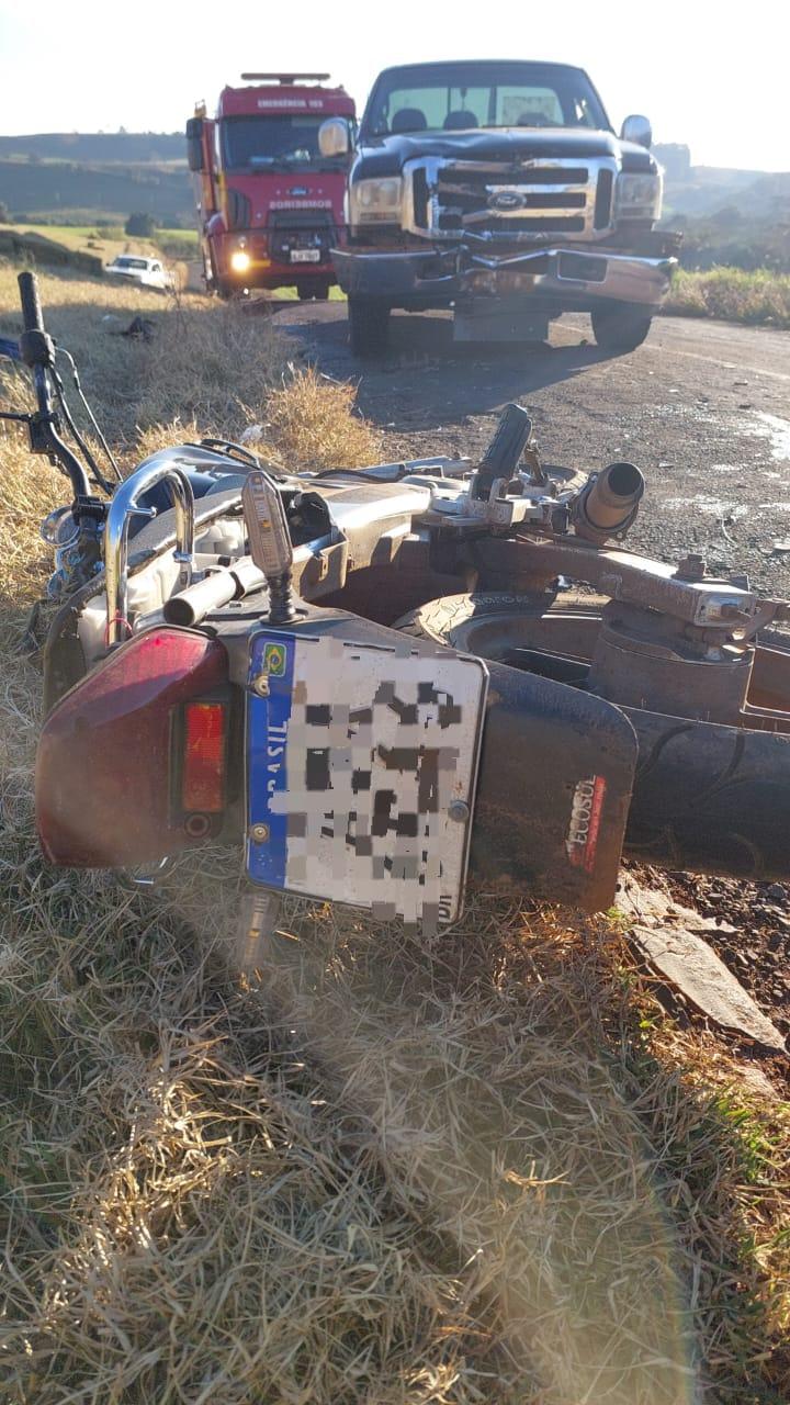 Grave acidente moto e carro em Coronel Martins/SC