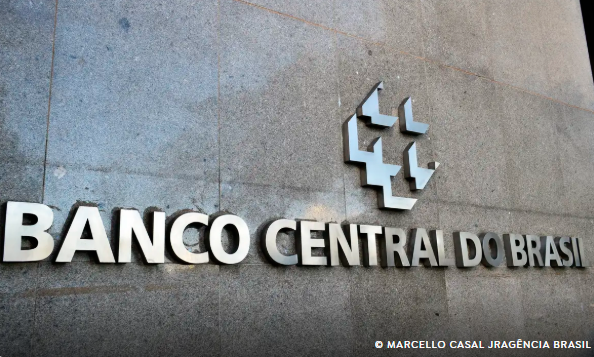 Mercado financeiro reduz projeção de inflação para 5,17% em 2025