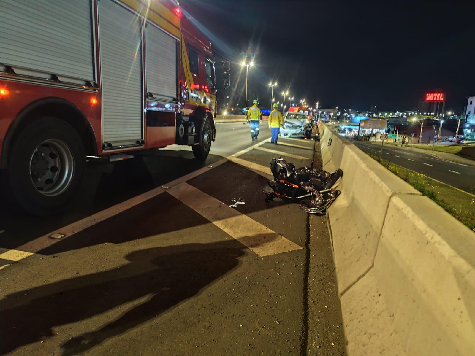 Condutor de motocicleta de 27 anos perde a vida em grave acidente na BR-480 em Chapecó