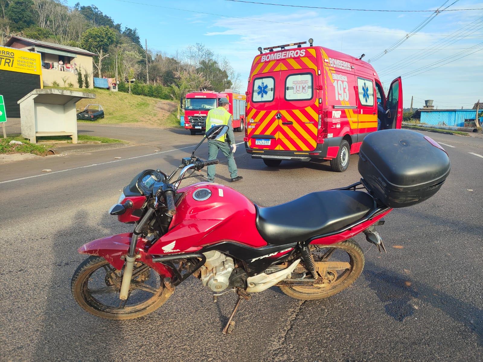 Formosa do Sul: Bombeiros de Quilombo atendem a Uma colisão entre um carro e uma moto nesta terça-feira