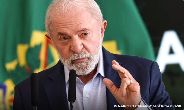 Lula finaliza plano aos setores afetados por tarifaço de Trump