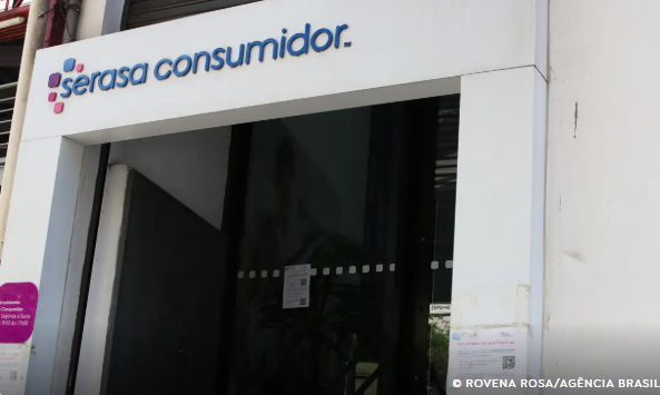 Serasa abre dia de negociação de dívidas