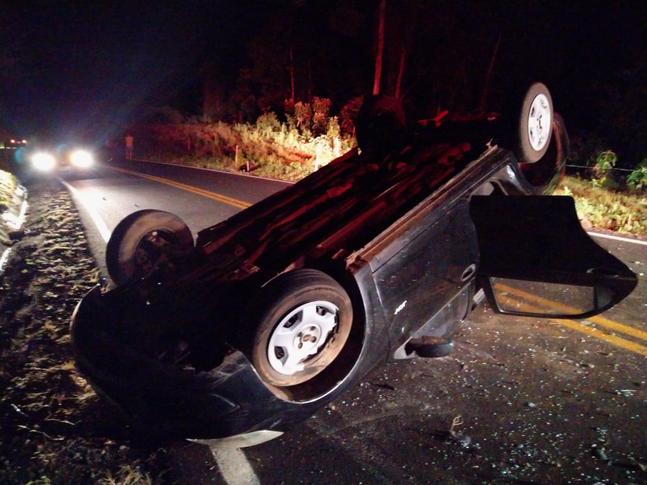 Irati: Capotamento de Veículo Prisma na SC-159 e motorista é encaminhado ao hospital de Quilombo