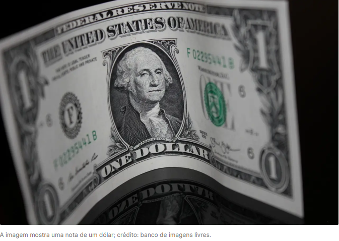 Dólar hoje tem leve alta com atenções voltadas para votação do Orçamento