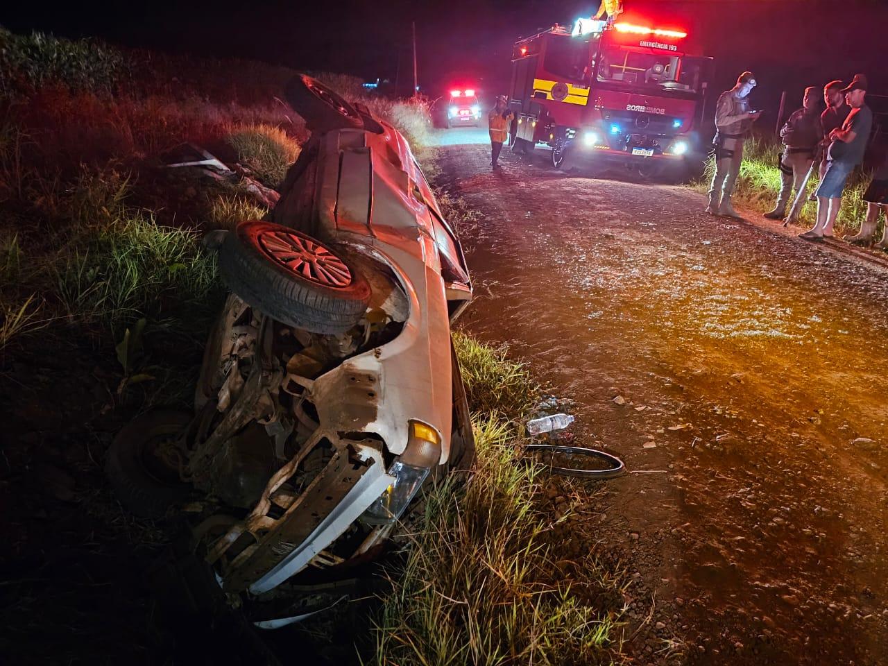 Formosa do Sul: Motorista ficou preso dentro de veículo em acidente no interior do município