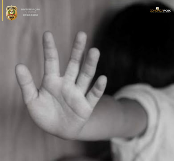 PM de União do Oeste cumpre mandado de prisão com um masculino por estupro de fulnerável