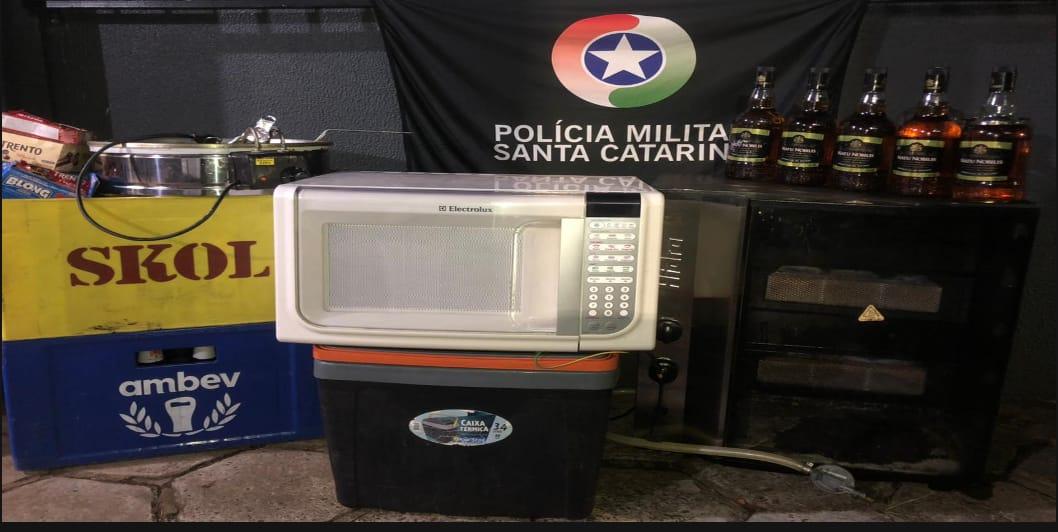 Homem é preso por receptação em São Lourenço do Oeste após denúncia de som alto