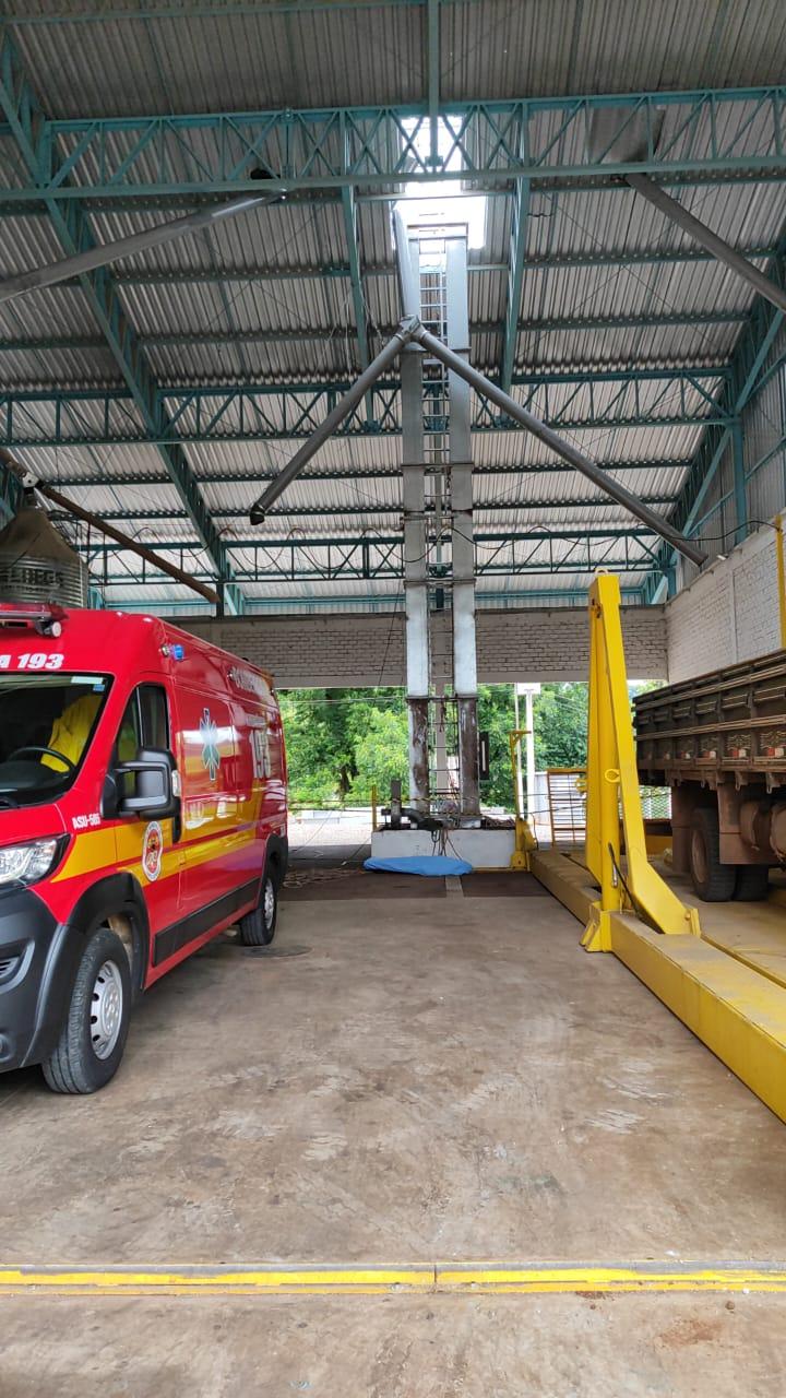 Trabalhador more ao cair de aproximadamente 15 metros de altura em Coronel Freitas