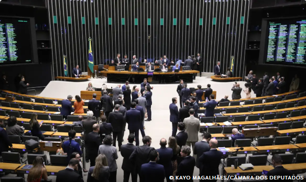 Câmara aprova projeto que cria a Universidade Federal do Esporte