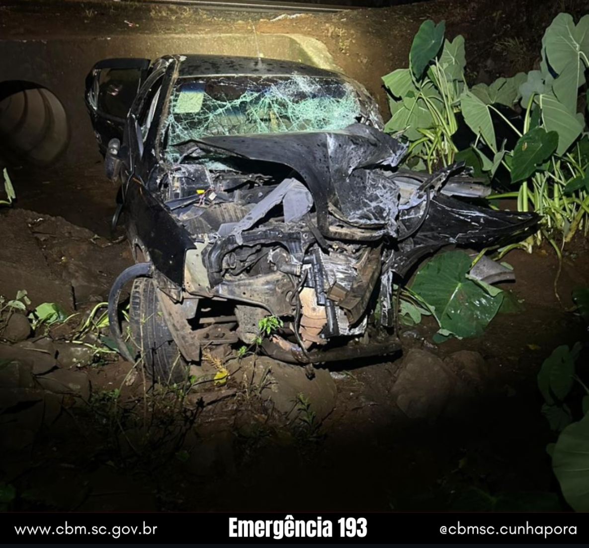 Grave acidente no Oeste de SC deixa 05 pessoas feridas e um óbito na noite deste sábado