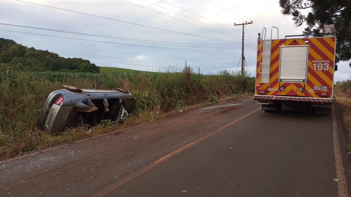 Masculino é encaminhado ao hospital de Pinhalzinho com suspeita de TCE e hemorragia interna