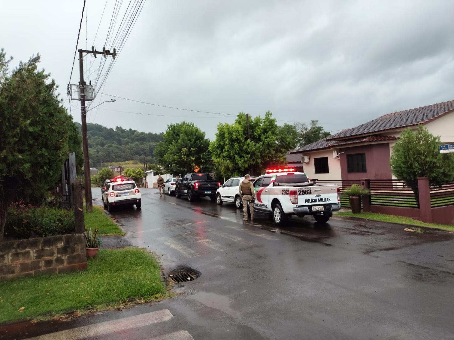 Operação da Polícia Militar e Civil de Quilombo apreende 3.2 gramas de cocaína