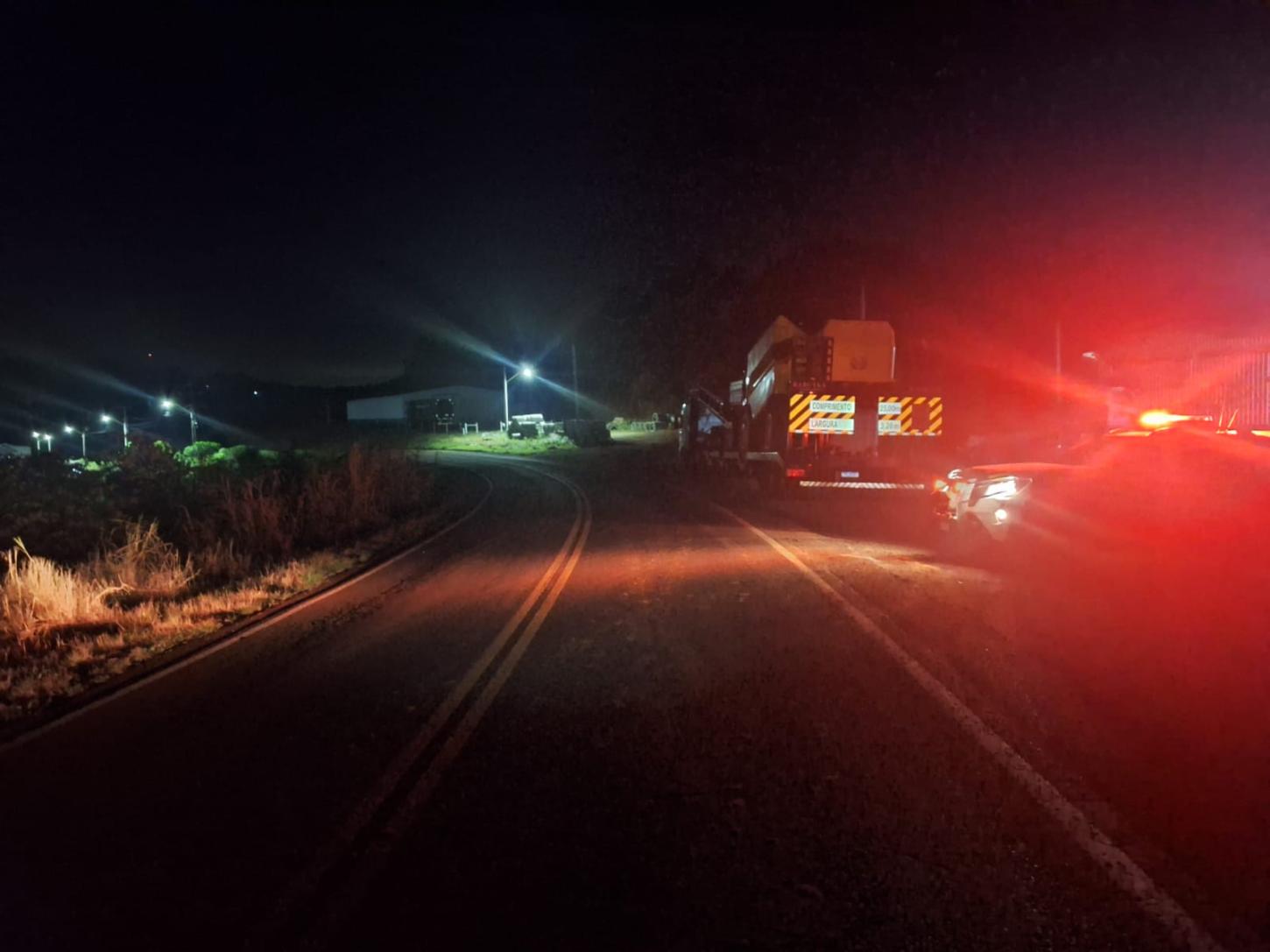 Colisão carro e caminhão na SC-159 em Jardinópolis/SC