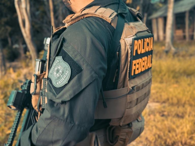 PF desarticula esquema de tráfico de pessoas voltado à exploração sexual no Oeste de Santa Catarina