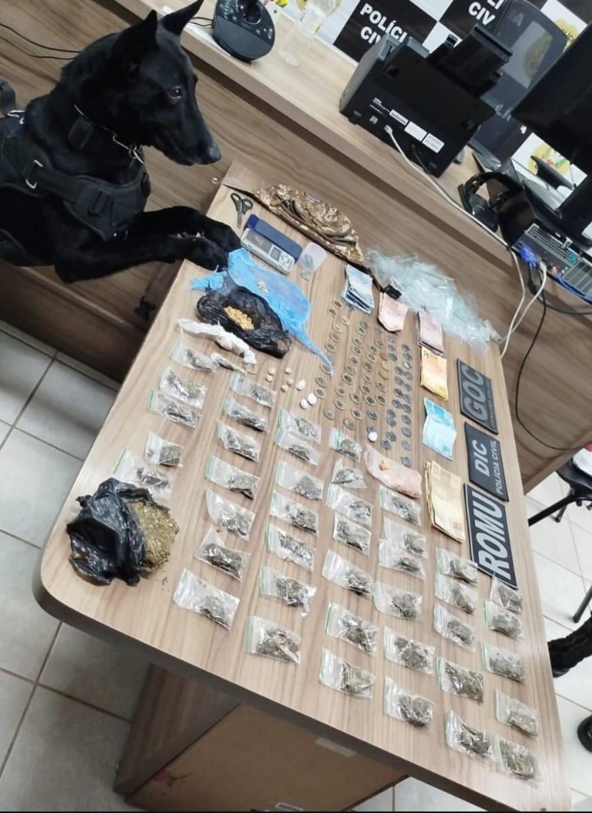 POLÍCIA CIVIL CUMPRE MANDADOS DE BUSCA E APREENSÃO NO BAIRRO SÃO PEDRO NO MUNICÍPIO DE CHAPECÓ