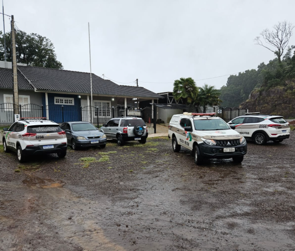 POLÍCIA MILITAR PRENDE CONDENADO POR ESTUPRO DE VULNERÁVEL DURANTE OPERAÇÃO PROTETOR