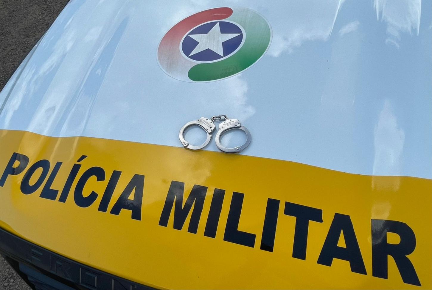 Argentino com mandado de prisão é preso pela PMRv na SC-157