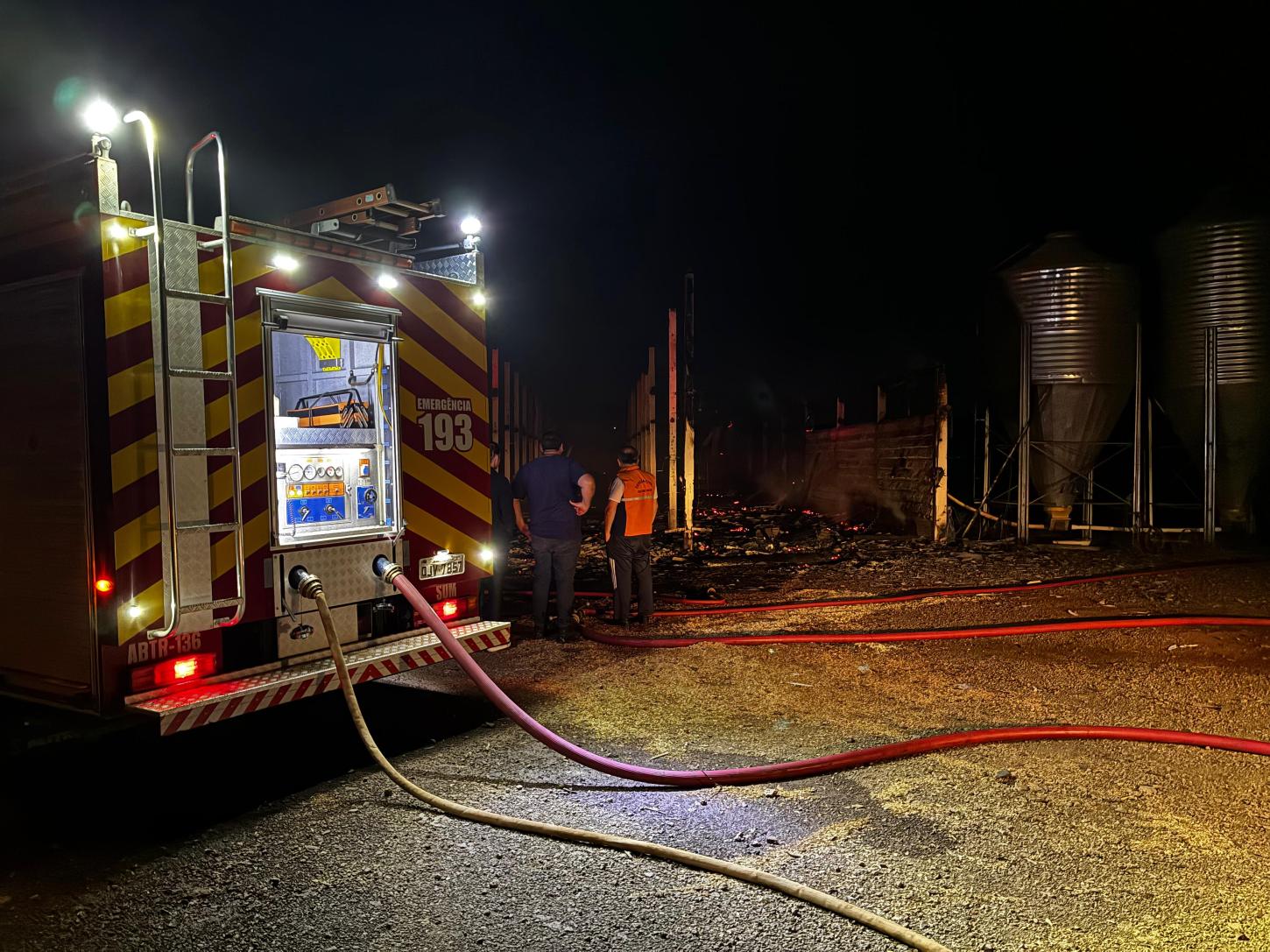 Incêndio em aviário na Linha Guarani no Oeste de Santa Catarina
