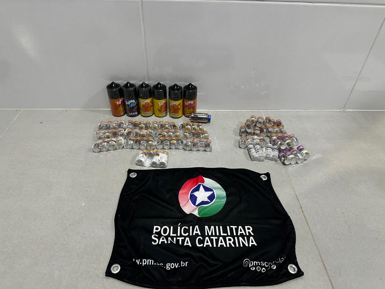 PMRv apreende medicamentos ilegais e eletrônicos avaliados em R$ 55 mil na SC-157