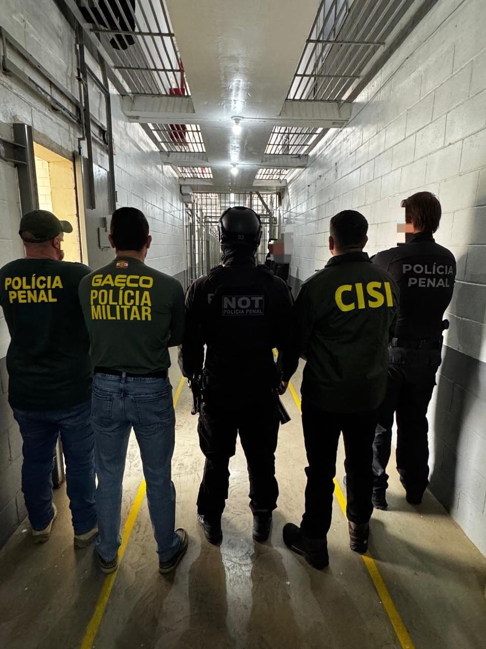 GAECO cumpre dois mandados de prisão e seis mandados de busca e apreensão, nas cidades de Chapecó e Xaxim
