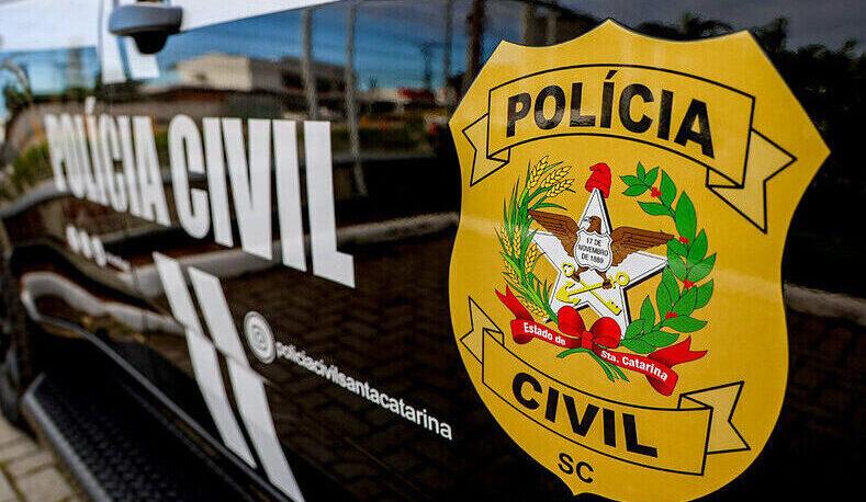 Homem é preso em flagrante por descumprir medida protetiva e ameaçar ex-companheira no Oeste
