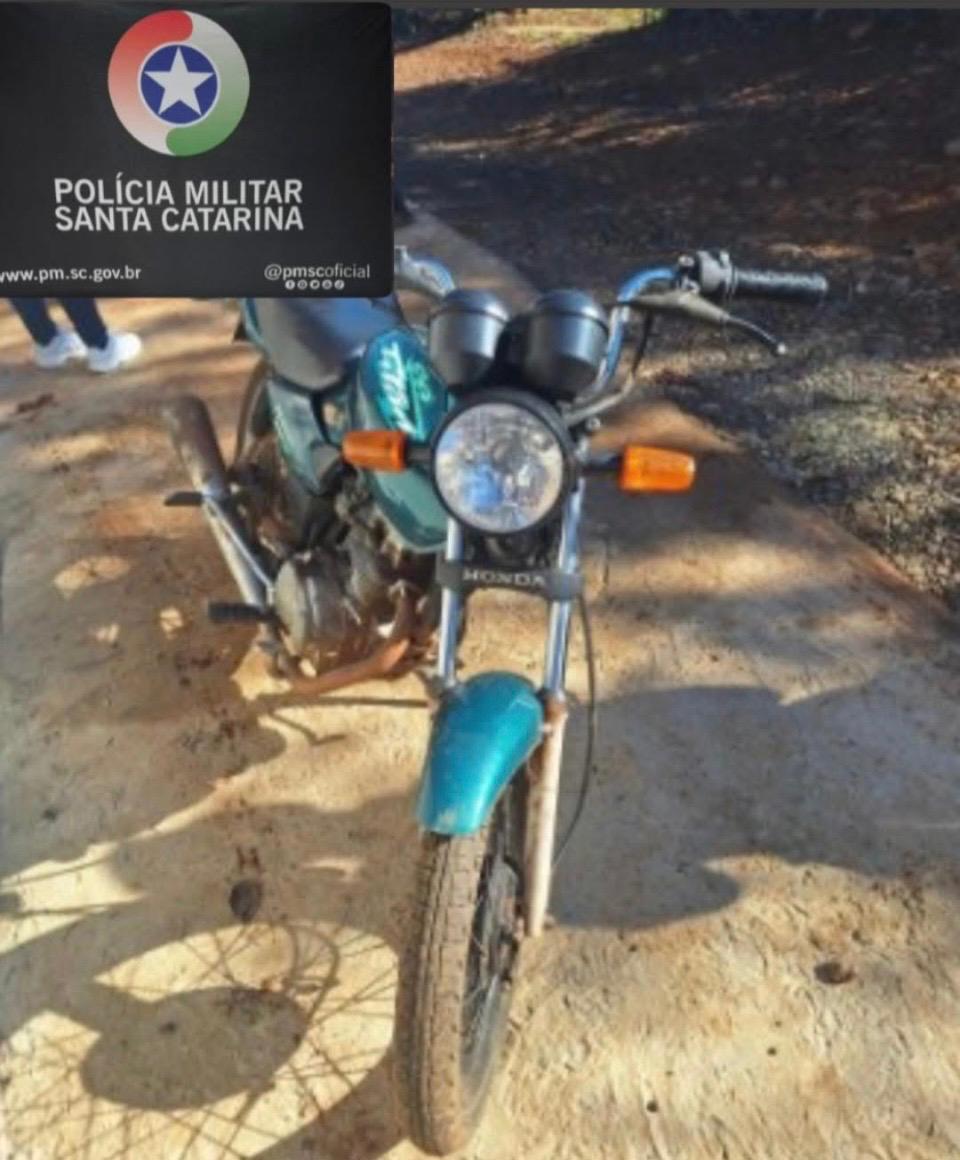 Polícia Militar recupera motocicleta furtada e prende autor em Xanxerê