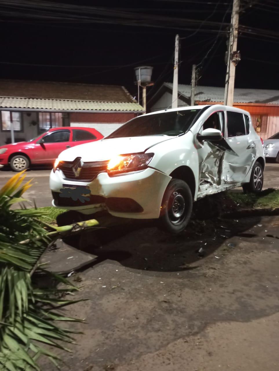 Acidente entre dois veículos na Avenida Paludo em Seara/SC