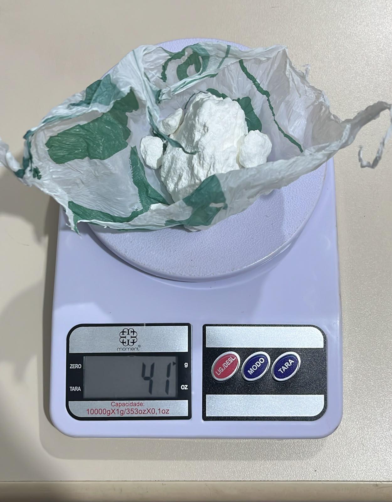 SÃO DOMINGOS/SC – POLÍCIA CIVIL PRENDE HOMEM POR TRÁFICO DE DROGAS E POSSE IRREGULAR DE ARMAS DE FOGO E MUNIÇÕES DURANTE CUMPRIMENTO DE MANDADOS