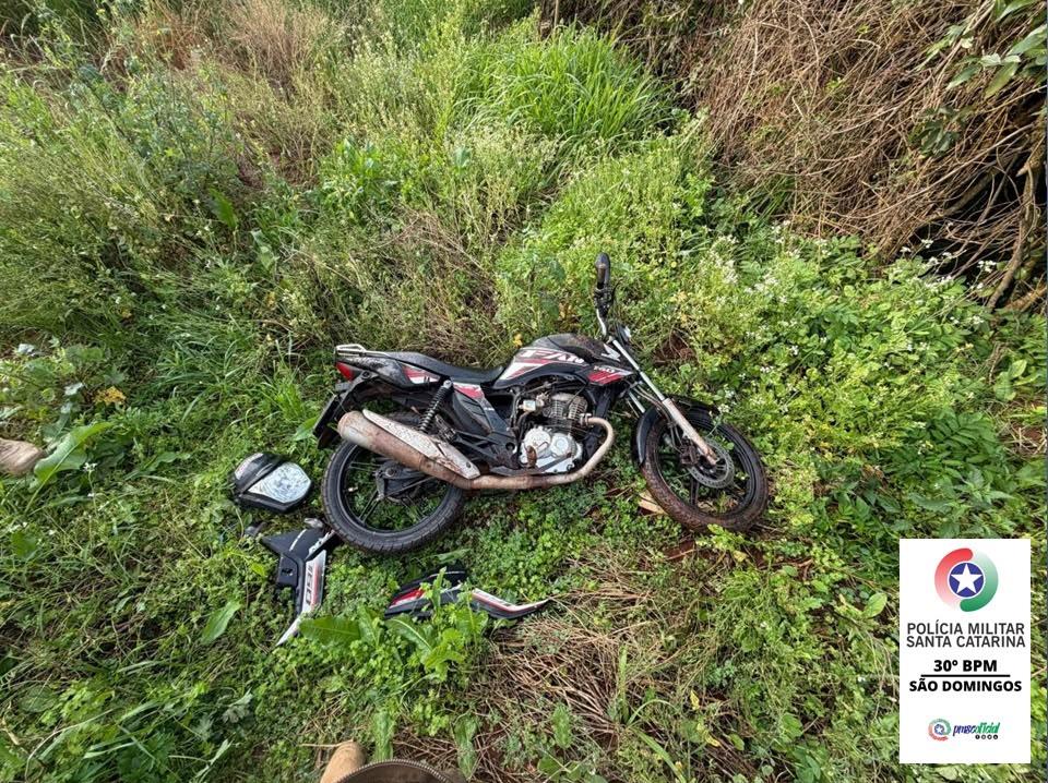 SÃO DOMINGOS: MOTOCICLETA FURTADA É LOCALIZADA E RECUPERADA PELA POLÍCIA MILITAR