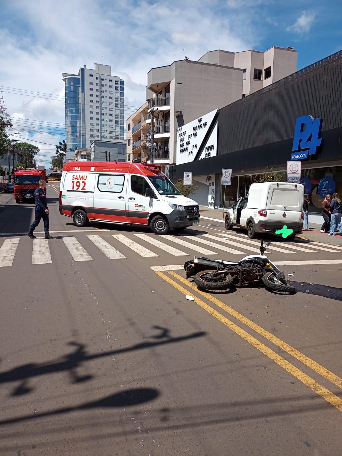 Colisão carro e moto em Xanxerê deixa duas vítimas