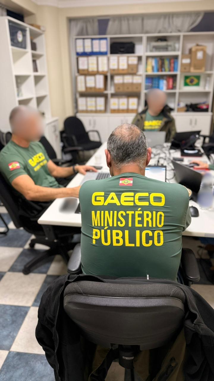 Operação “Mercado Oculto” apura crimes tributários e lavagem de dinheiro em rede de estabelecimentos comerciais