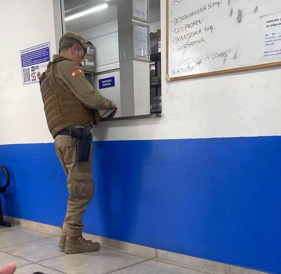 Coronel Freitas: Farmacêutica é agredida no local de trabalho