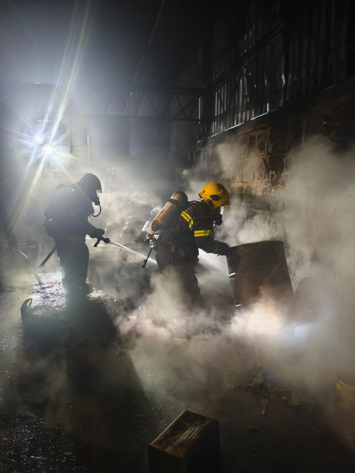 Incêndio destrói oficina mecânica no Oeste de Santa Catarina