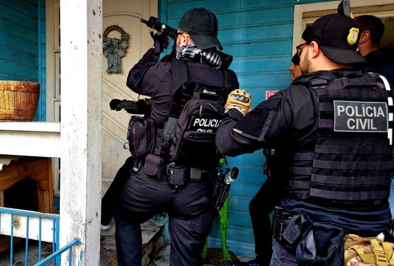 Polícia Civil deflagra Operação Divisa no RS e SC